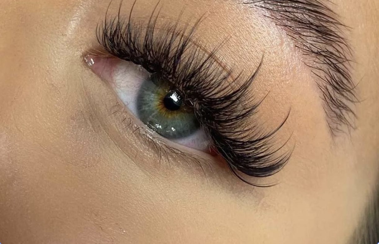 step-by-step-guide-to-choose-and-apply-diy-eyelash-extensions-6