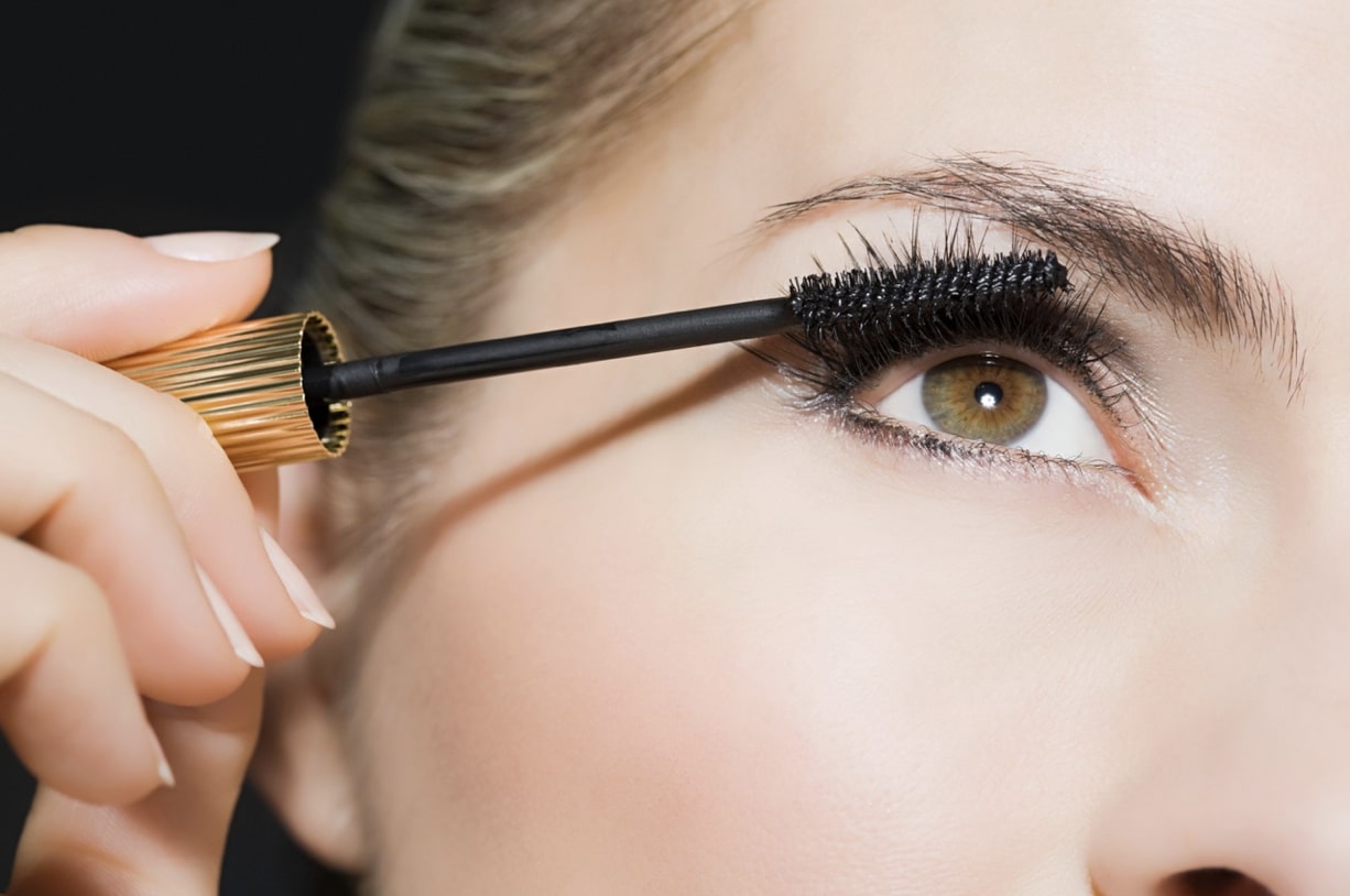 achieving-a-captivating-appearance-with-cat-eye-eyelash-extensions-4
